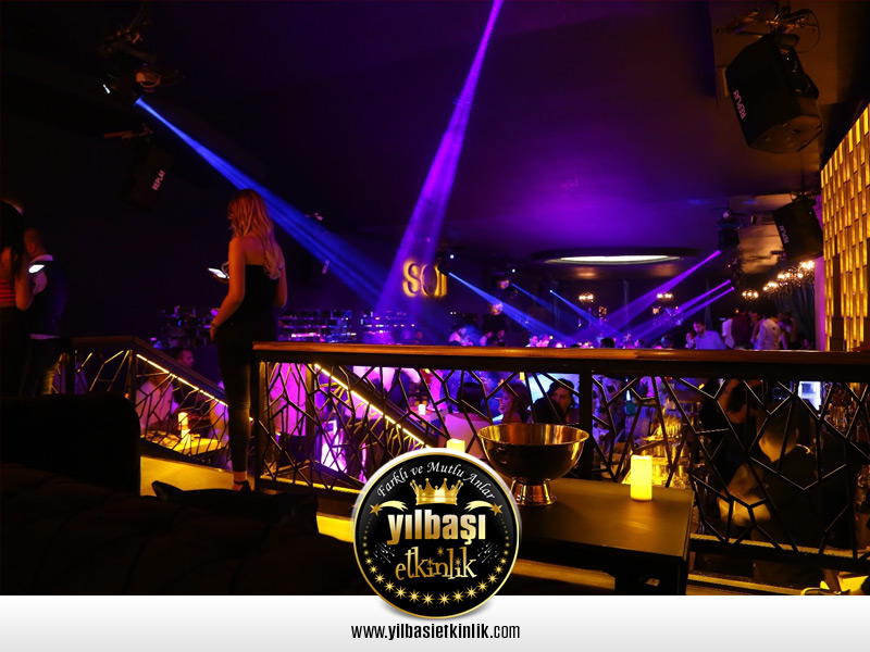 SOIR CLUB